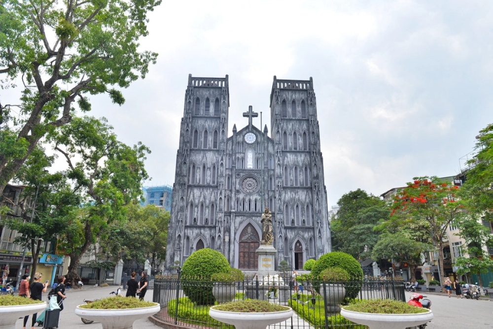 St. Joseph’s Cathedral is one of the first Western architectural works and the oldest Catholic church in Hanoi